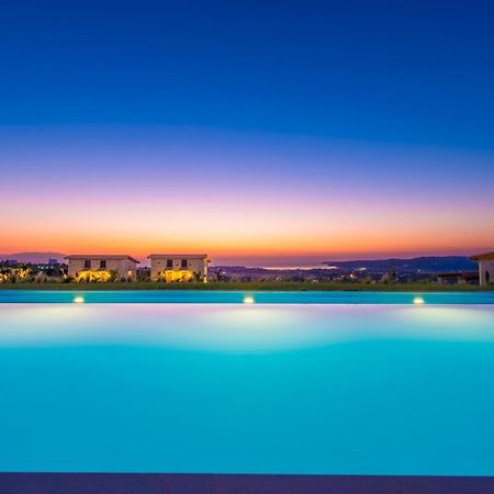 Mint Retreat Suites (Adults Only) Kalandra Luaran gambar