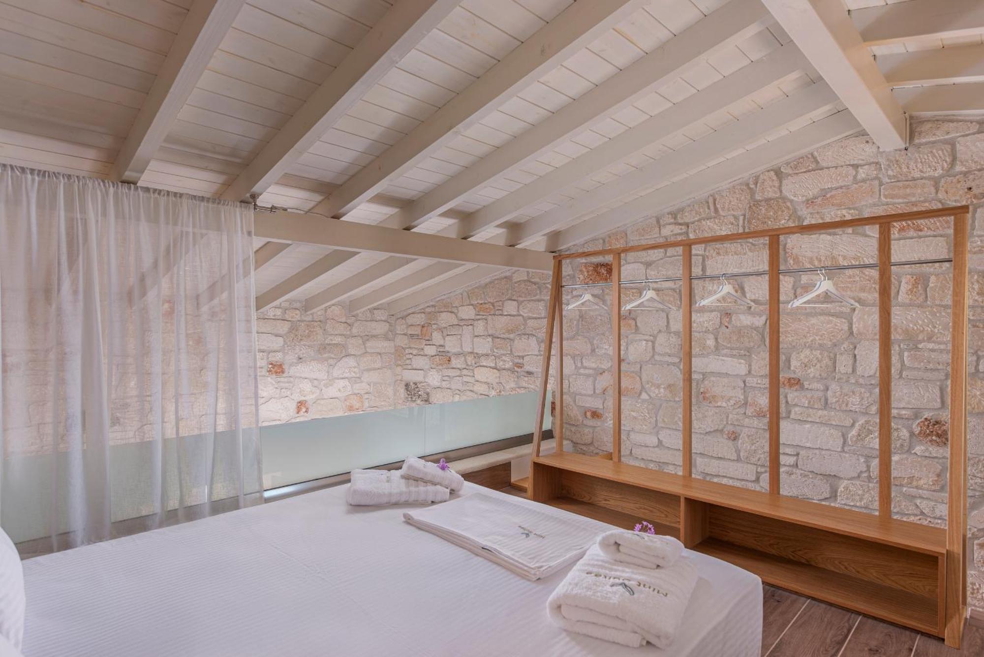 Mint Retreat Suites (Adults Only) Kalandra Bilik gambar